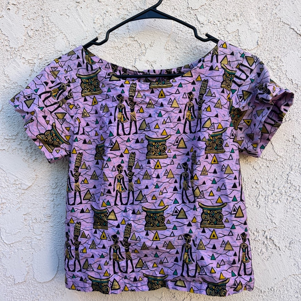 To Ha jas purple Egyptian Afro button short sleeve top